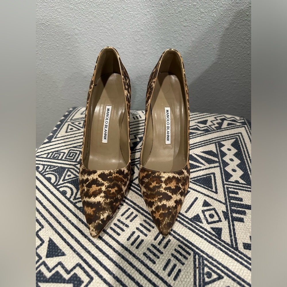 Manola Blahnik Leopard Pump, 38.5